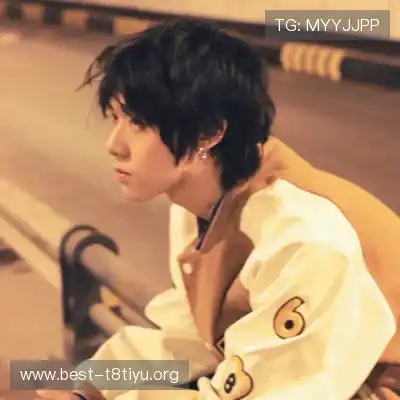 钟起越